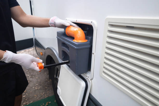 Best Portable bathroom rental  in Riverbank, CA